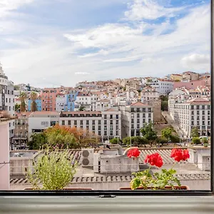  Apartment Mouraria Center